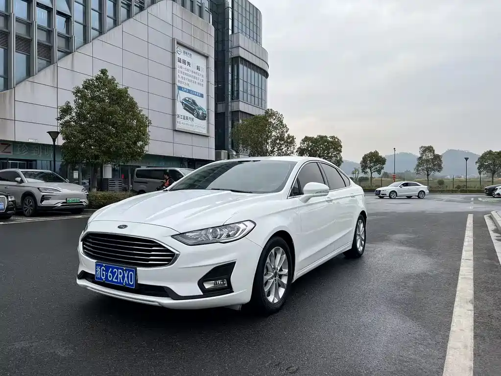 Ford Mondeo 2022