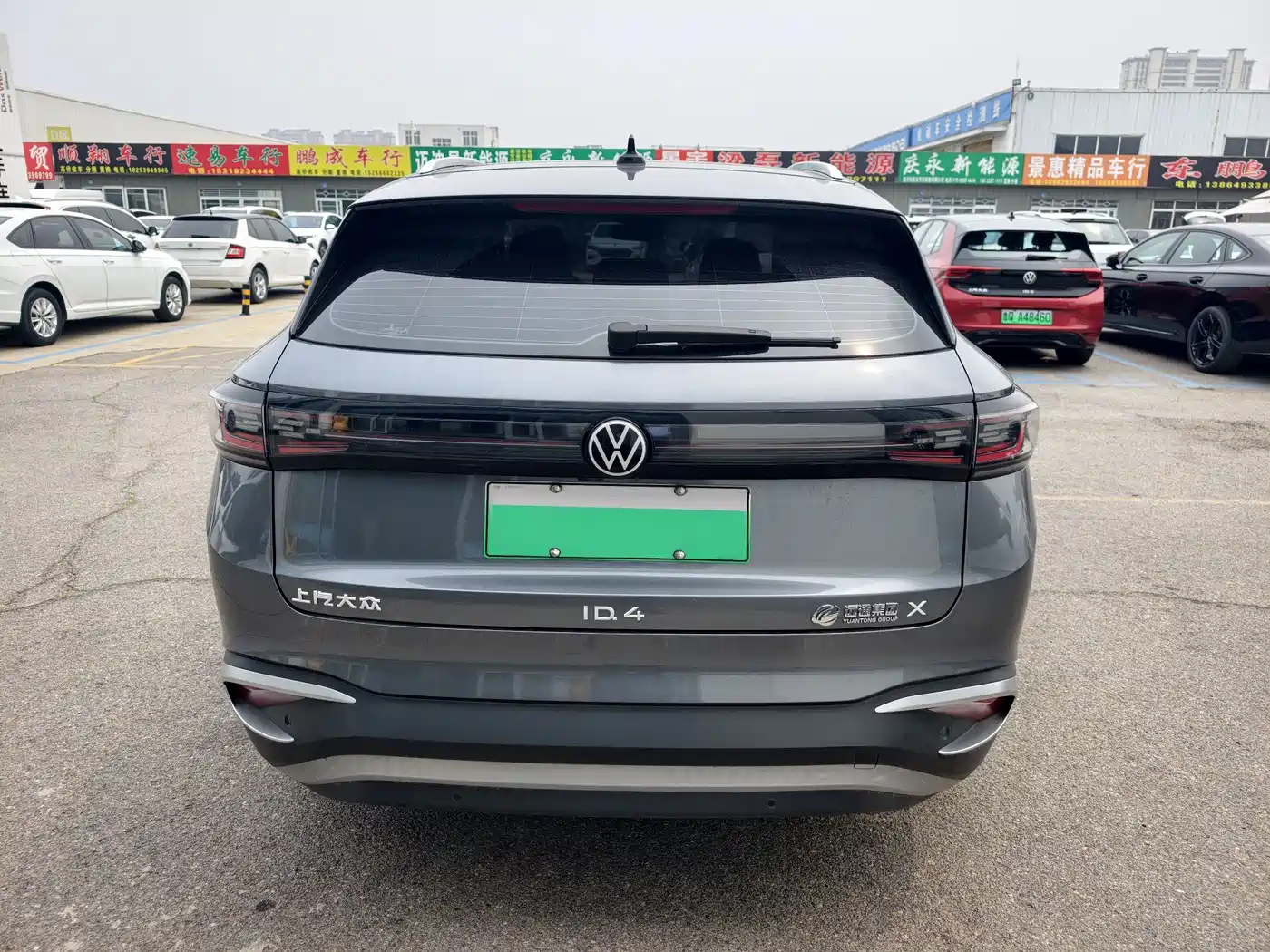 Volkswagen ID.4 X 2023 Silver/gray из Китая, фото 6