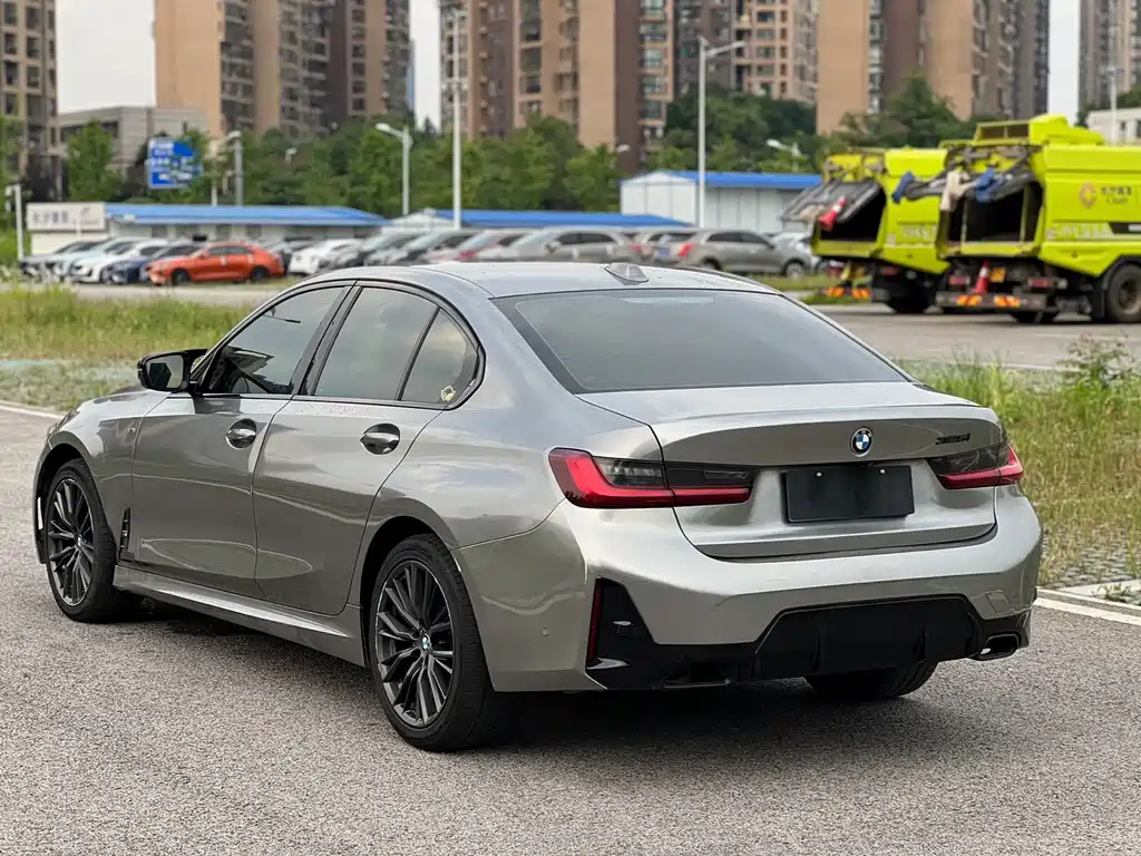 BMW 3 Series — миниатюра 7