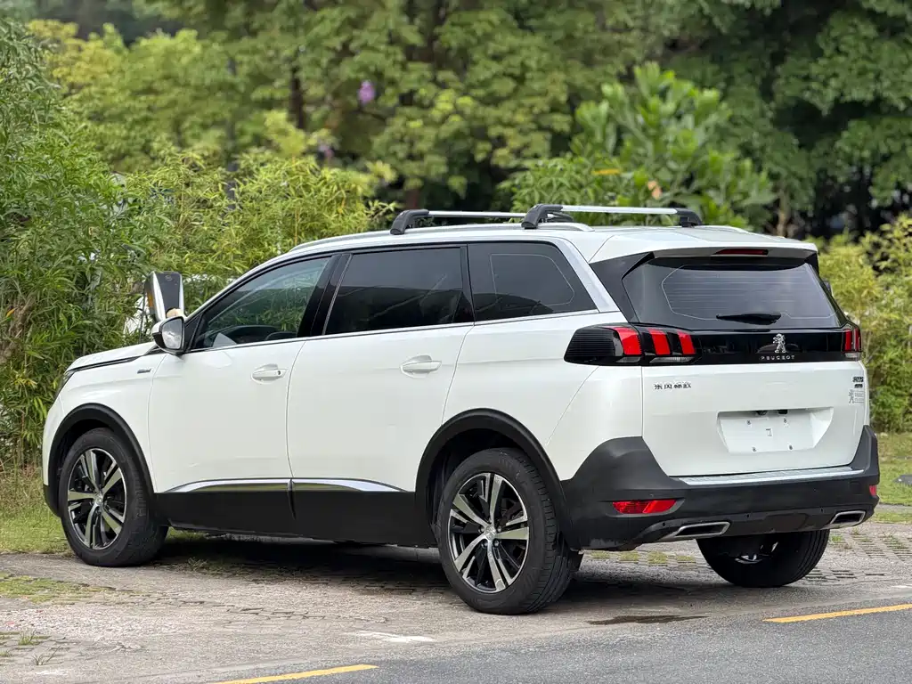 Peugeot 5008 — миниатюра 16
