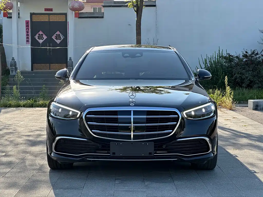 Mercedes-Benz S-Class — миниатюра 2