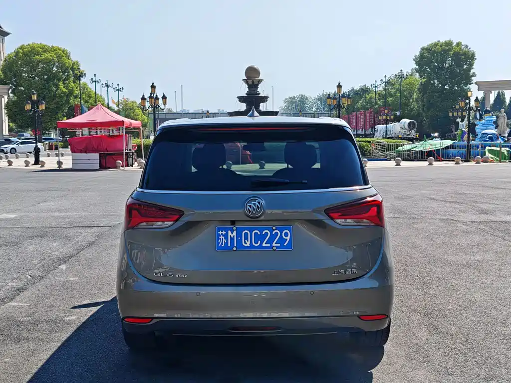 Buick GL6 — миниатюра 8
