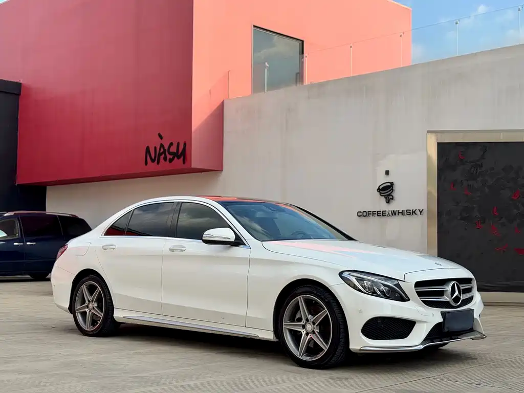 Mercedes-Benz C-Class — миниатюра 3
