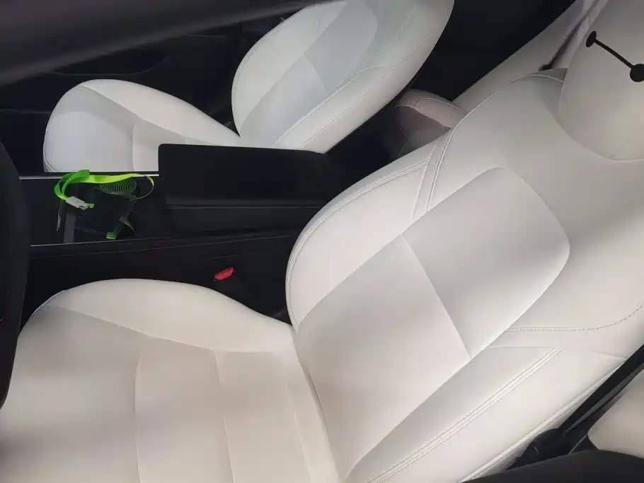 Tesla Model 3 — миниатюра 9