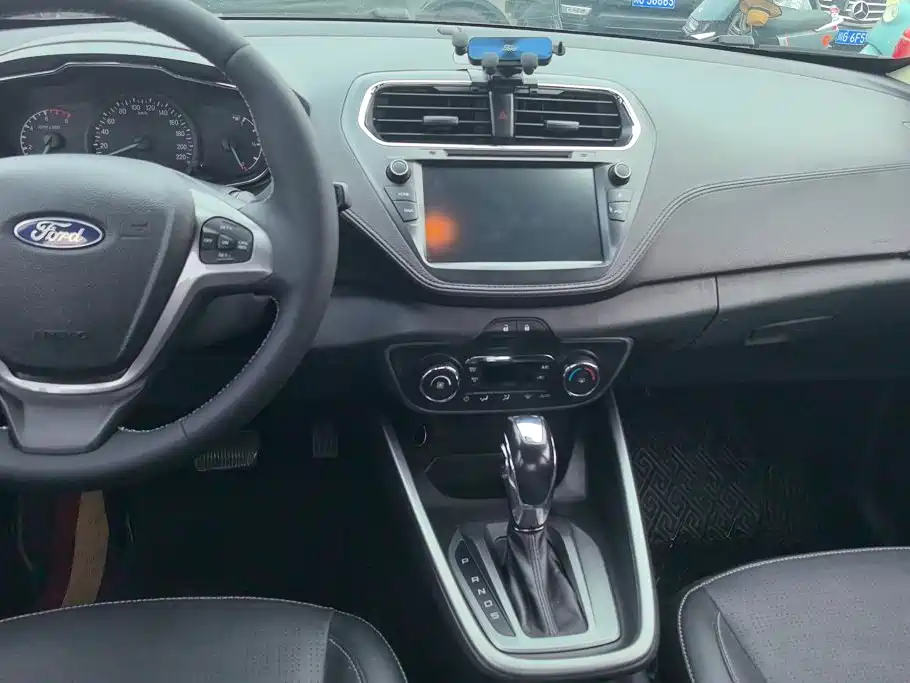 Ford Escort — миниатюра 13