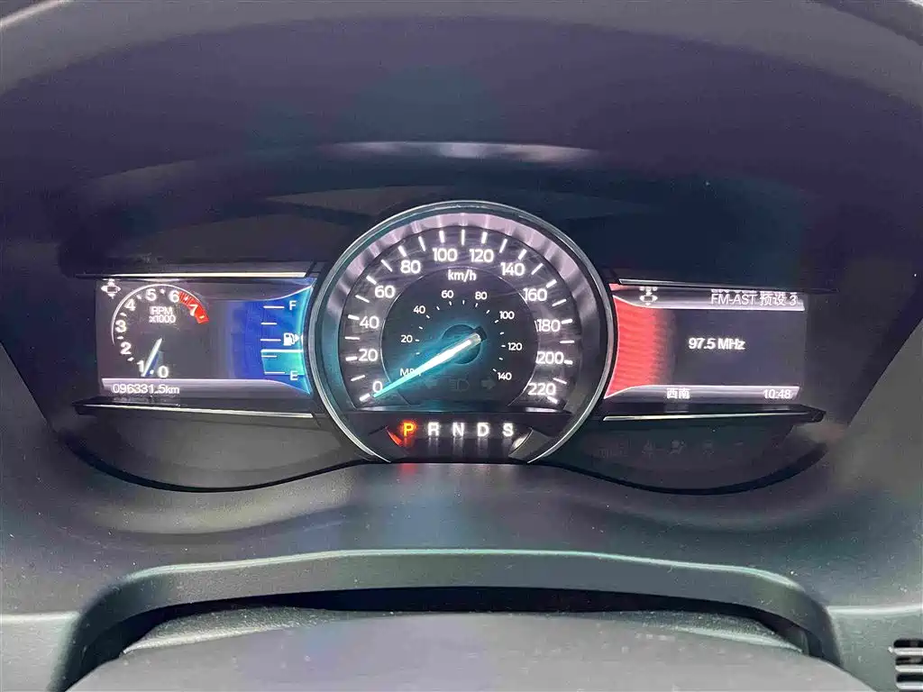Ford Explorer (Import) — миниатюра 17