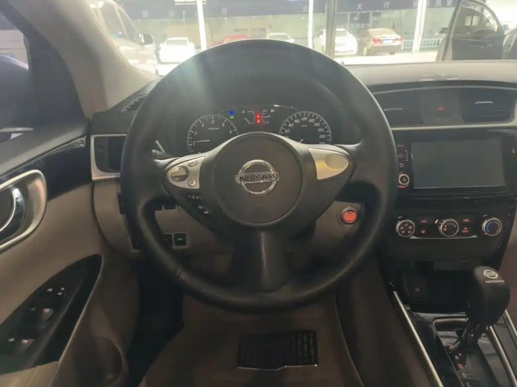 Nissan Sylphy — миниатюра 11