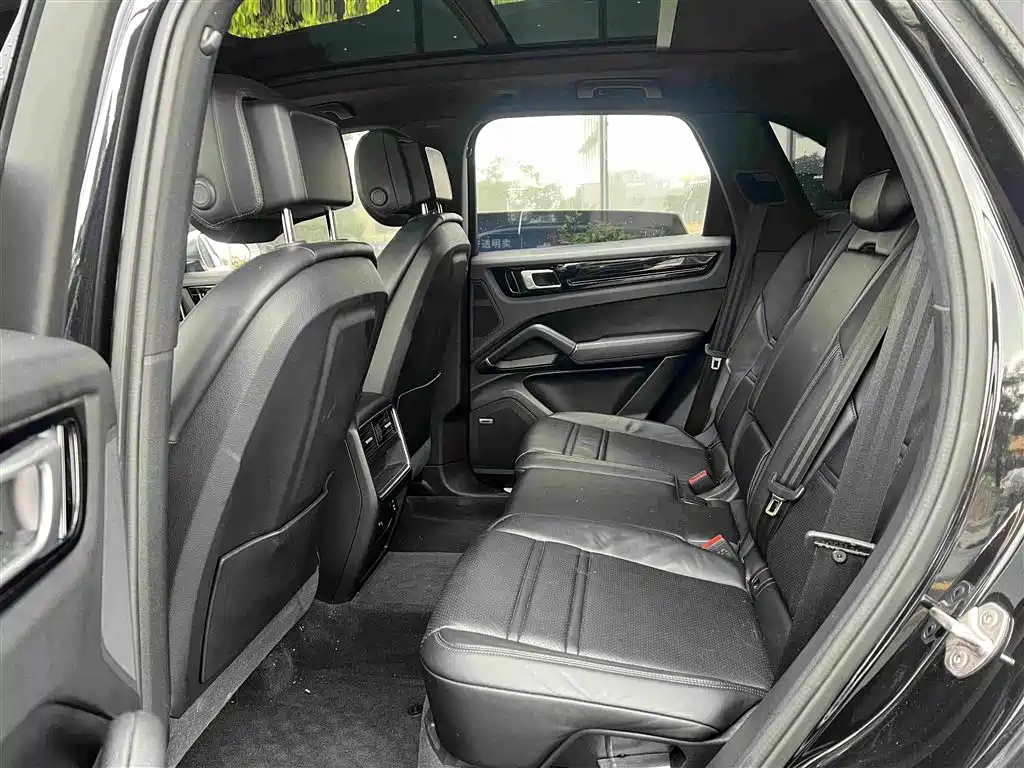 Porsche Cayenne Hybrid — миниатюра 3