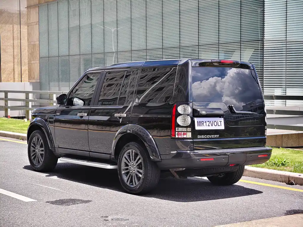 Land Rover Discovery 2016 3.0 SC SE