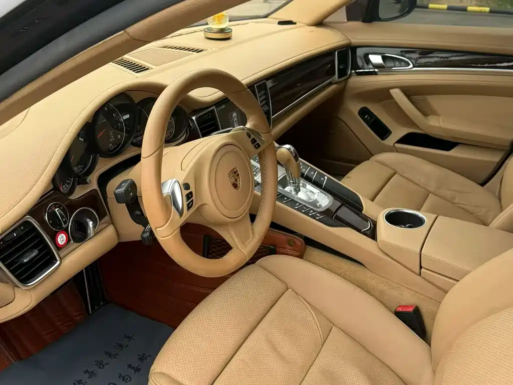 Porsche Panamera 2014 Panamera 3.0T