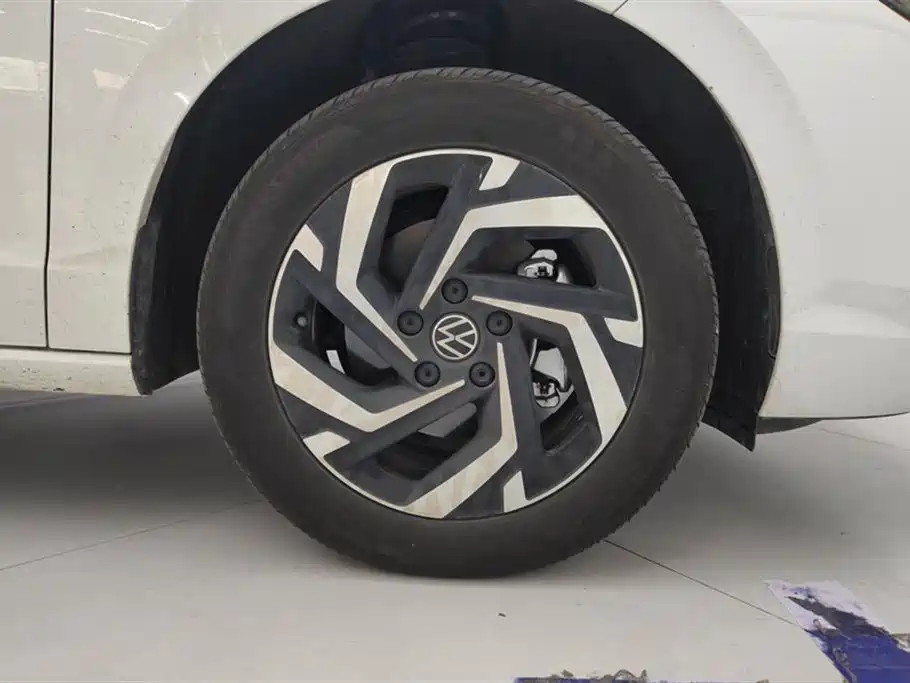 Volkswagen Lavida 2026 Pro 300TSI