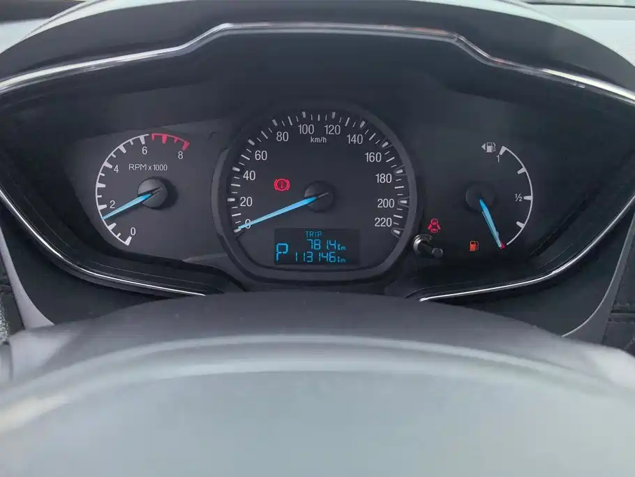 Ford Escort — миниатюра 14