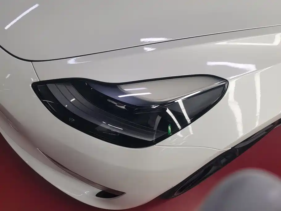 Tesla Model 3 — миниатюра 5