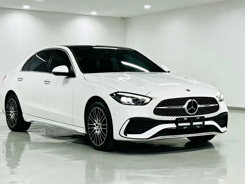 Mercedes-Benz C-Class — миниатюра 2