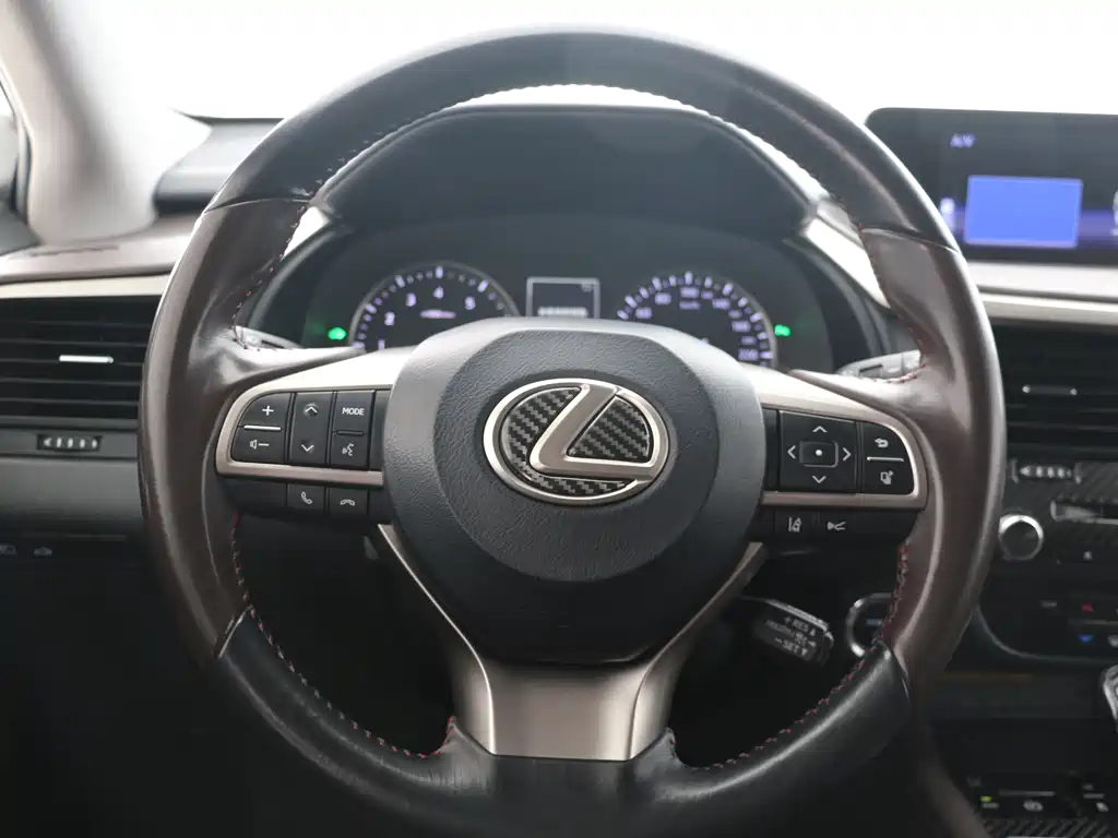Lexus RX — миниатюра 11