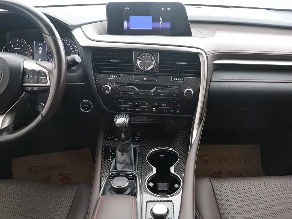 Lexus RX — миниатюра 12