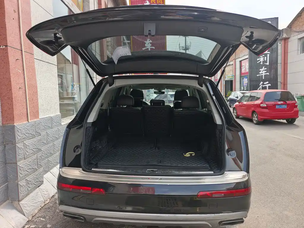 Audi Q7 — миниатюра 16