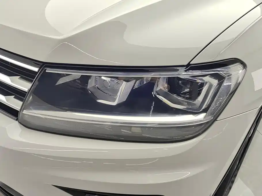 Volkswagen Tiguan L — миниатюра 5