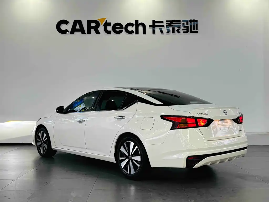 Nissan Teana — миниатюра 5