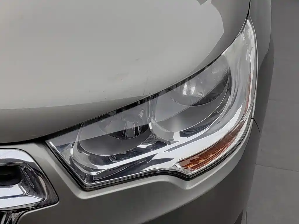 Citroen C4L — миниатюра 7