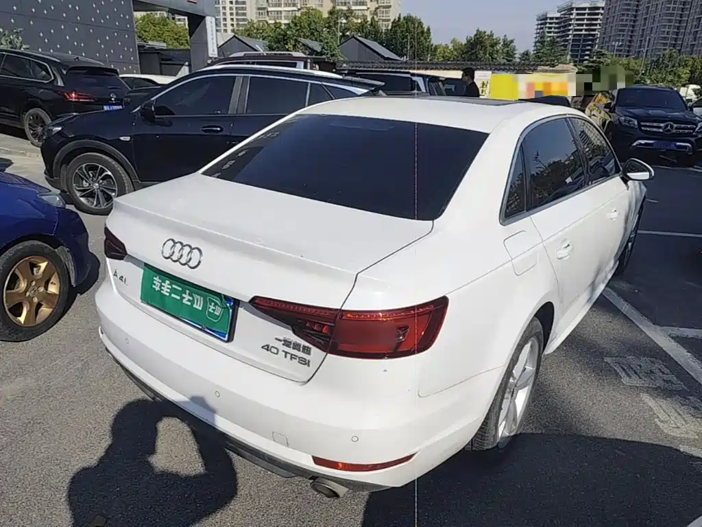 Audi A4L — миниатюра 7