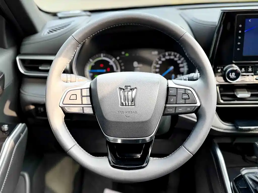 Toyota Crown Kluger 2023 2.5L HEV Luxury