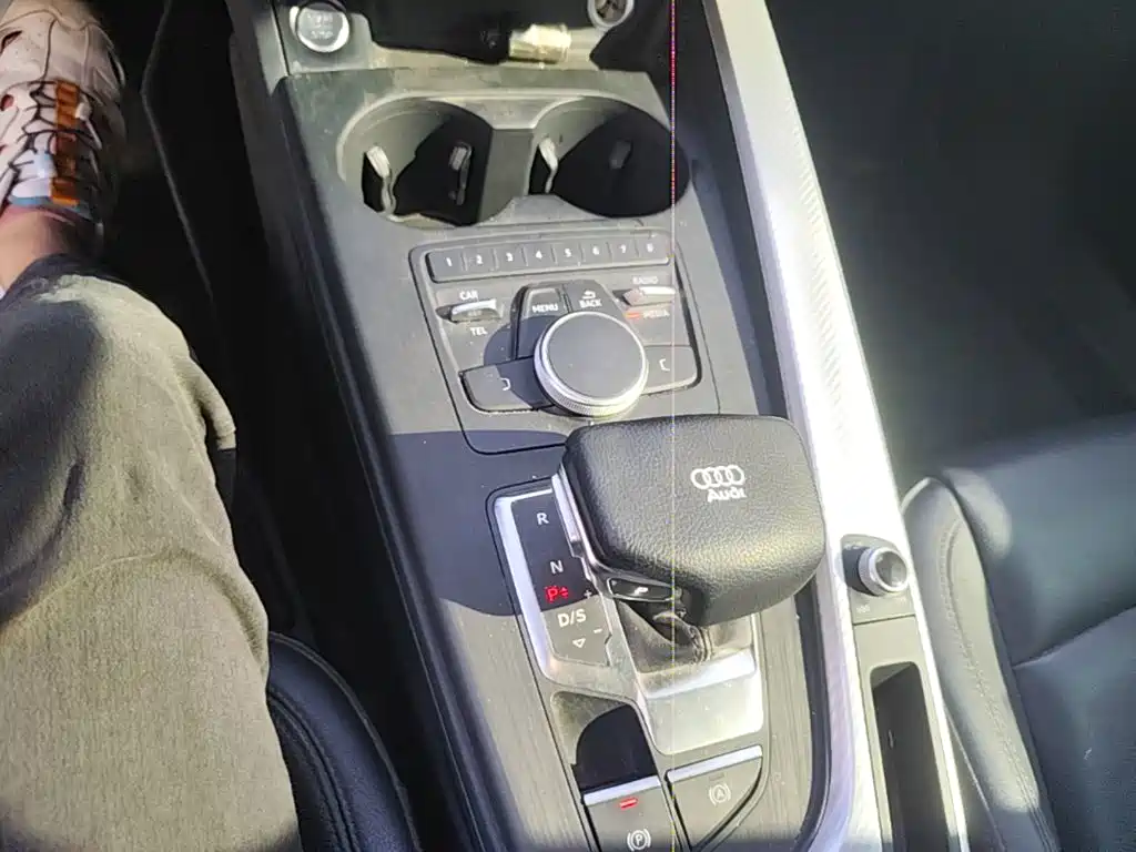 Audi A4L — миниатюра 14