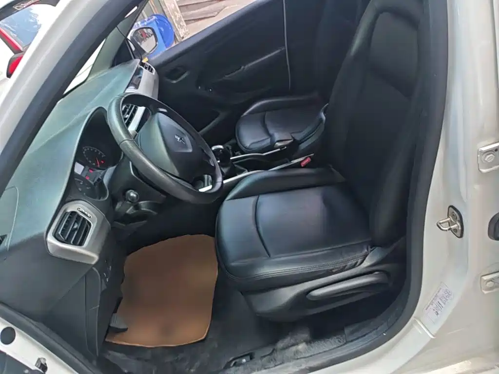 Peugeot 301 — миниатюра 15