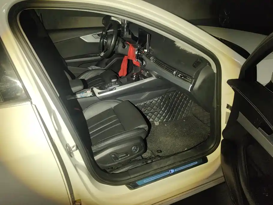 Audi A4L — миниатюра 8