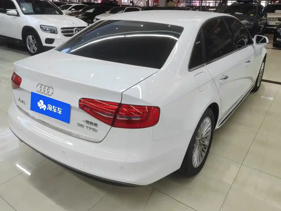 Audi A4L — миниатюра 3
