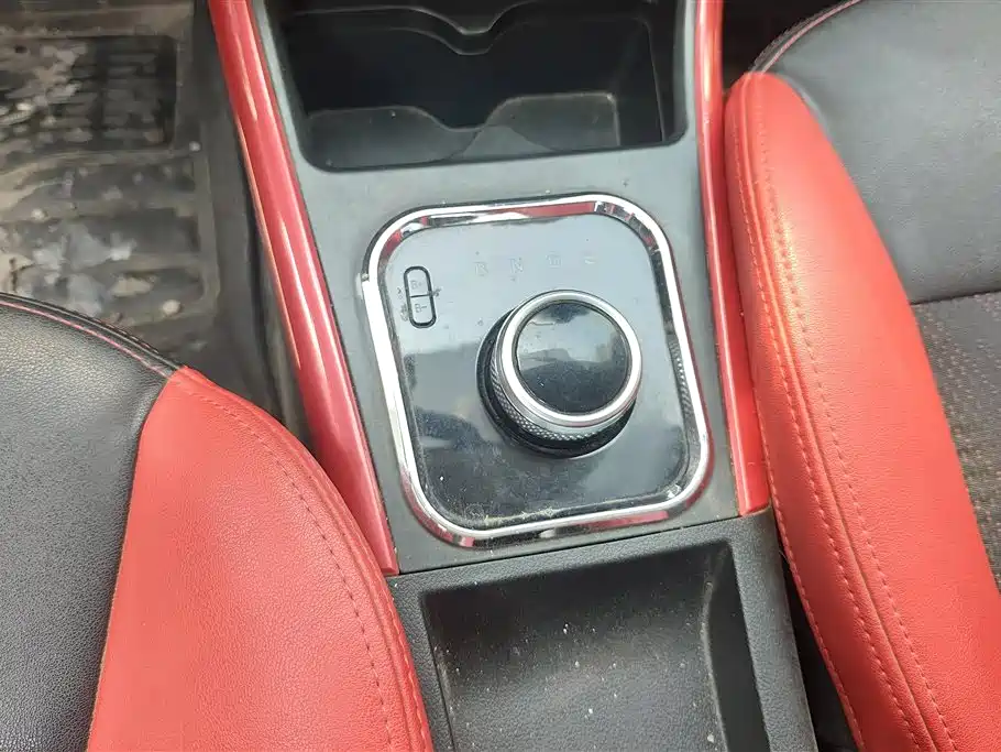 BAIC New Energy EX — миниатюра 16