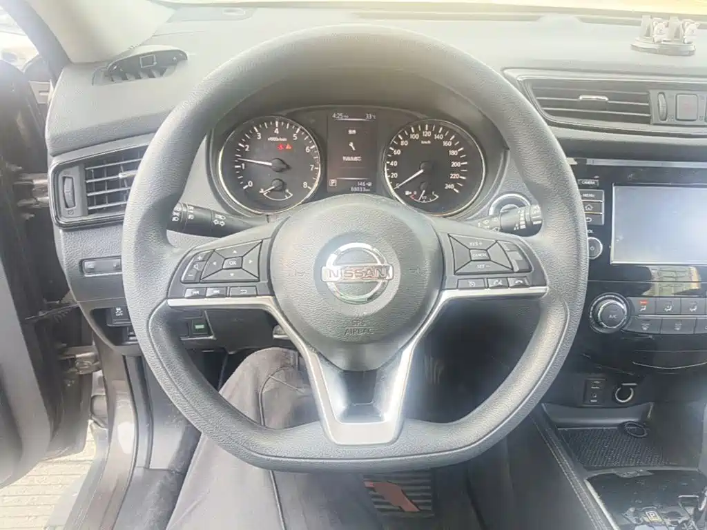 Nissan X-Trail — миниатюра 11