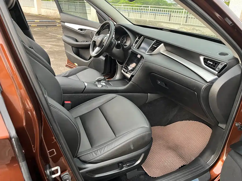Infiniti QX50 — миниатюра 26