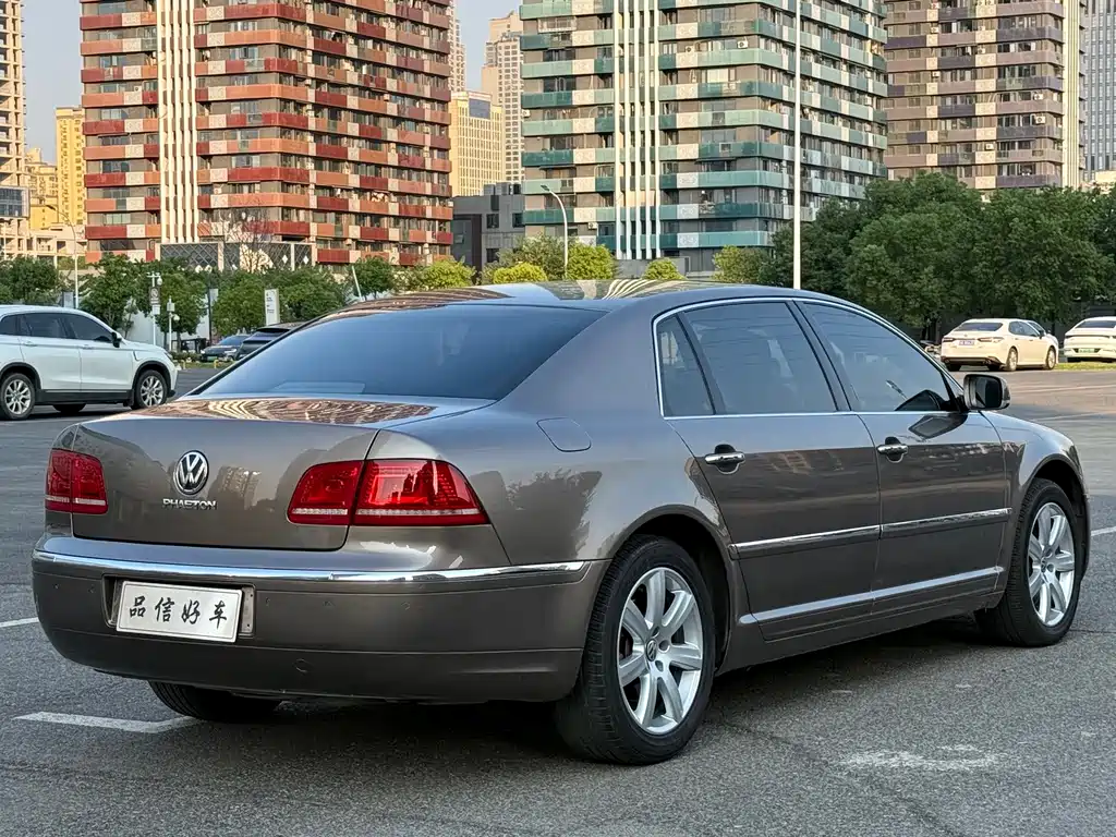 Volkswagen Phaeton — миниатюра 4