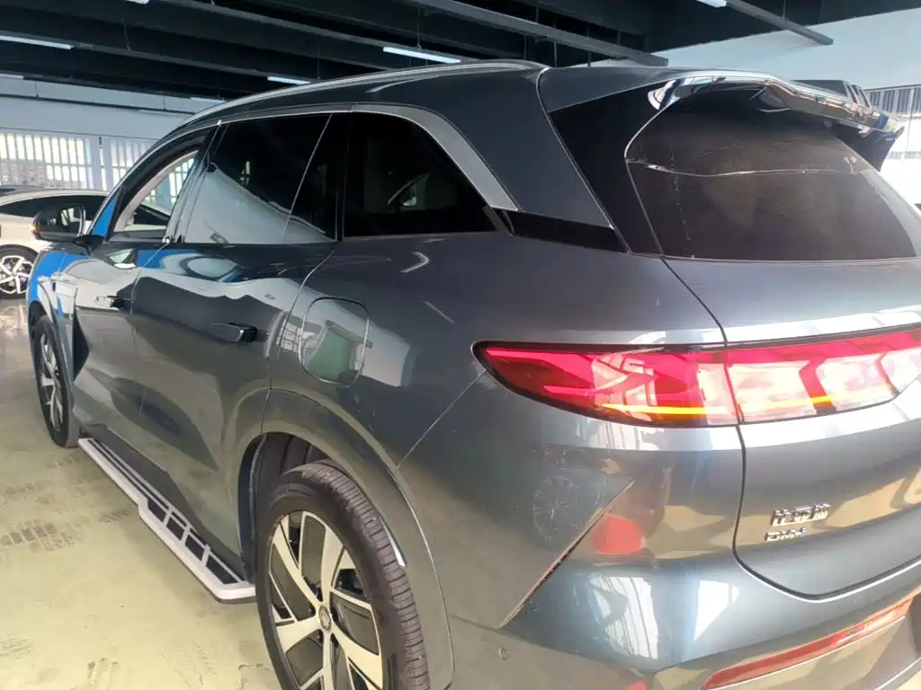BYD Tang L - фото 5