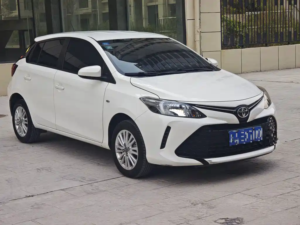 Toyota Vios FS — миниатюра 3