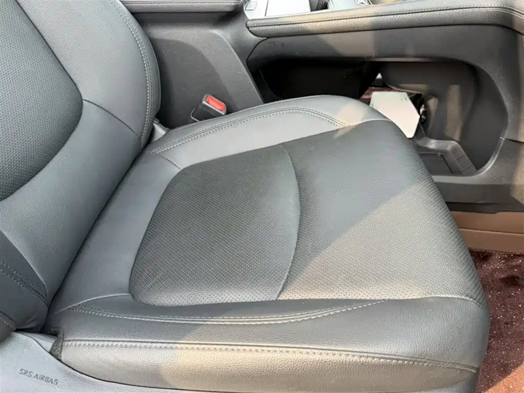 Toyota Sienna - фото 23