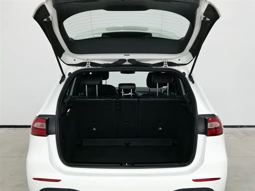 MERCEDES-BENZ B CLASS