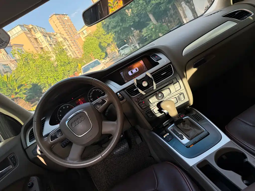Audi A4L — миниатюра 6