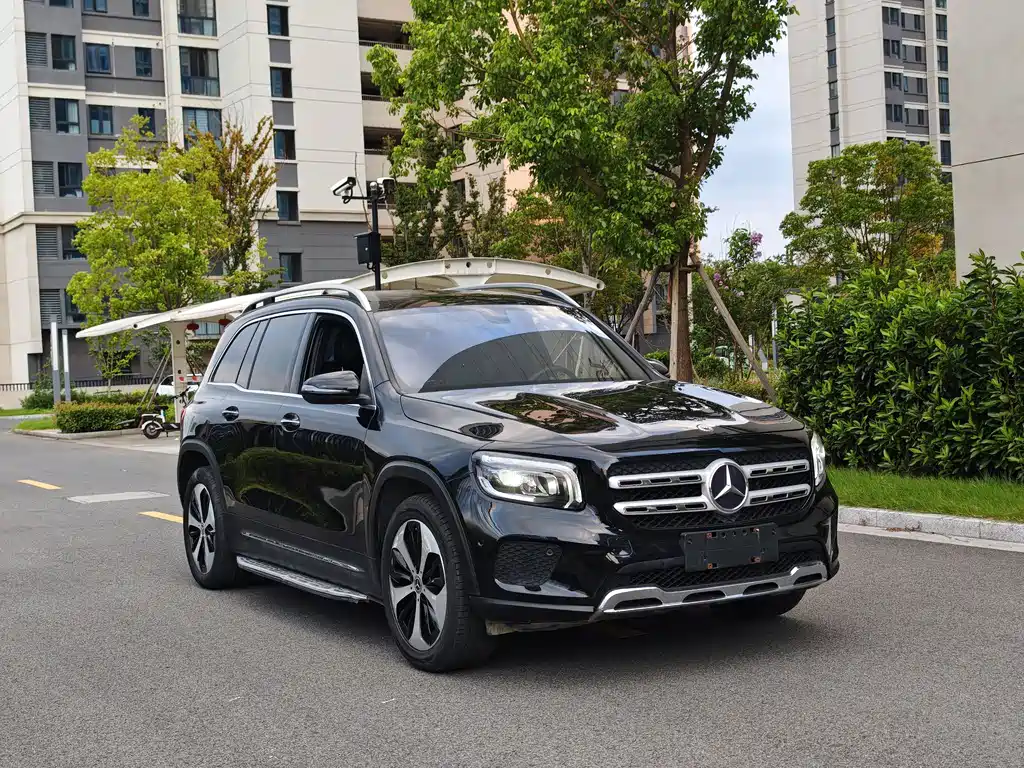 Mercedes-Benz GLB — миниатюра 3