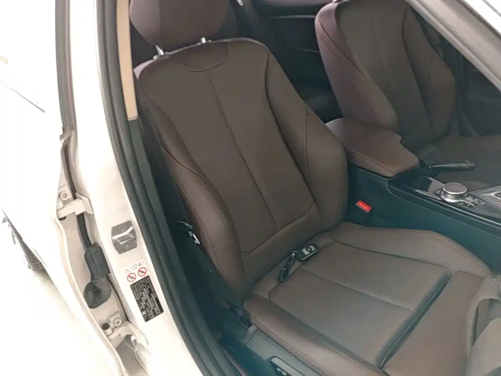 BMW 3 Series — миниатюра 25