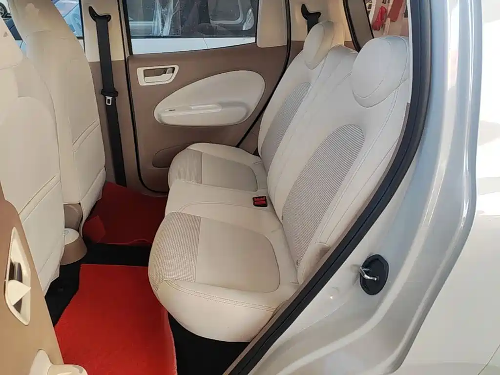 Wuling MINIEV — миниатюра 17