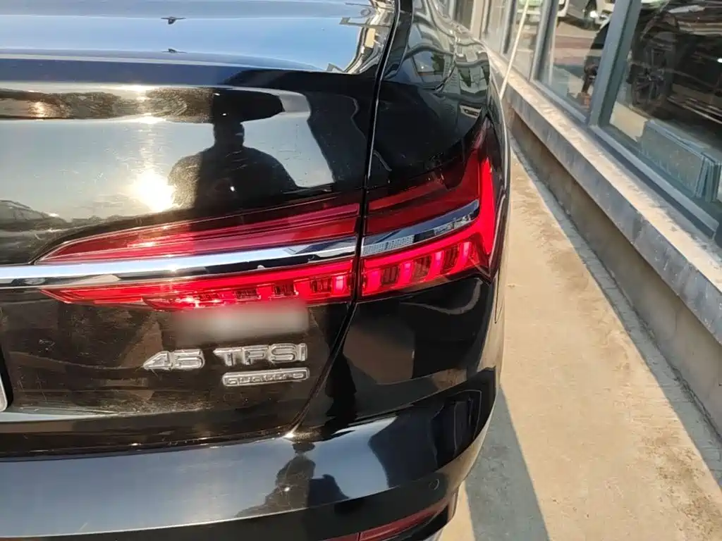 Audi A6L — миниатюра 8