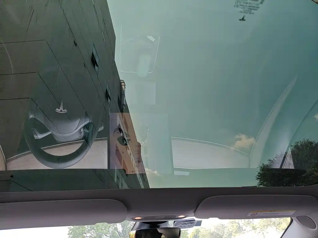 Tesla Model 3 — миниатюра 14