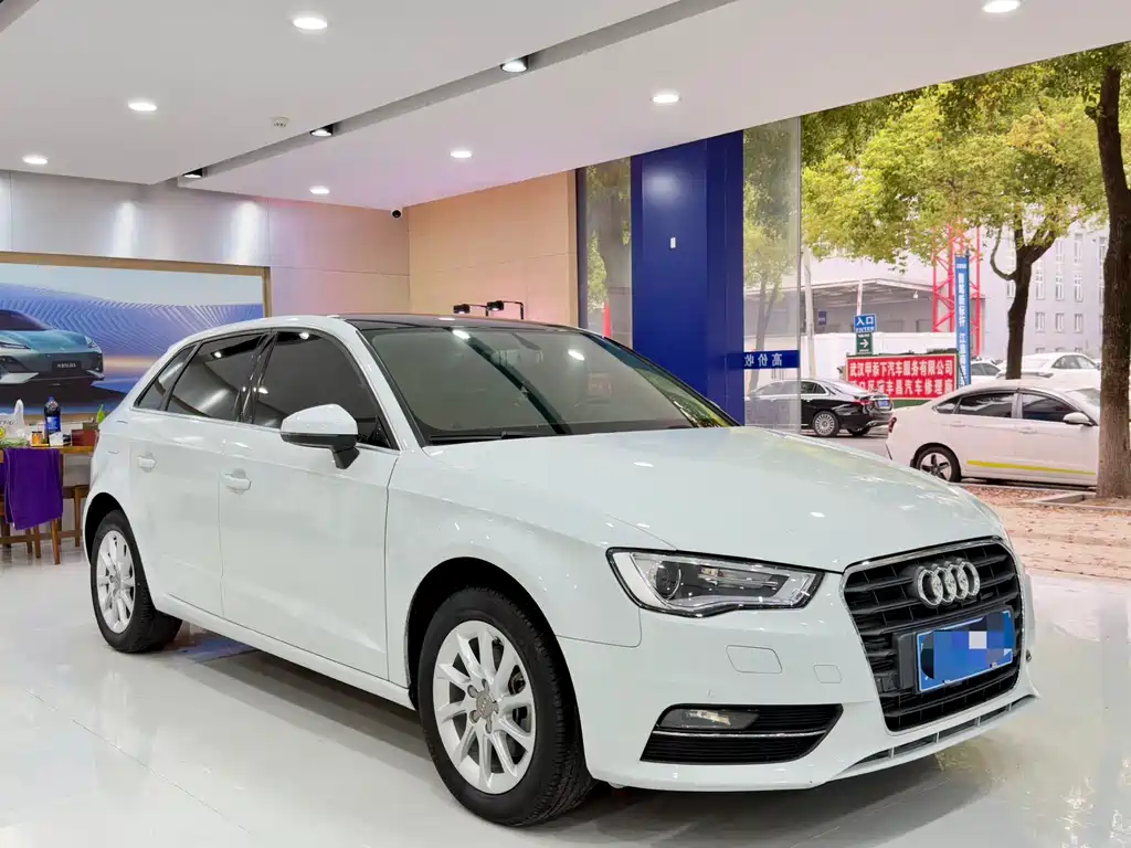 Audi A3 2014 Sportback 35 TFSI AT
