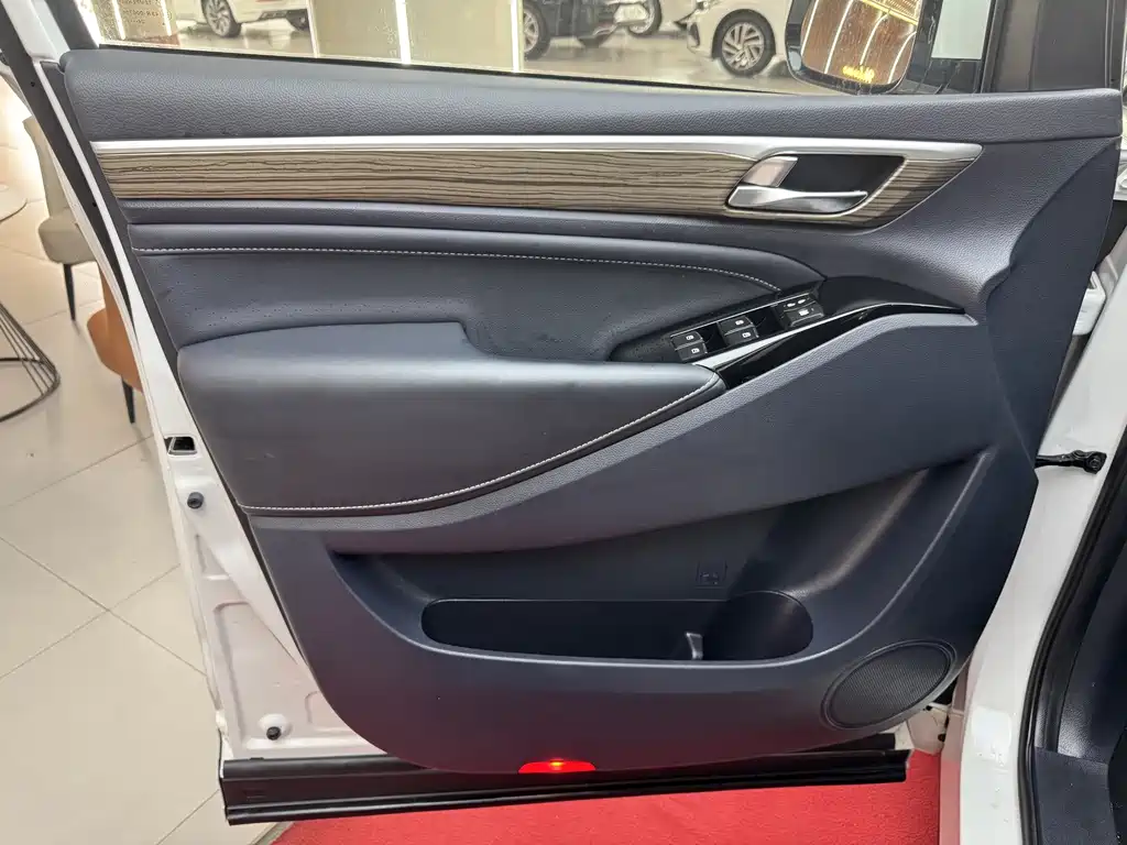 GAC Motor Trumpchi M8 — миниатюра 11