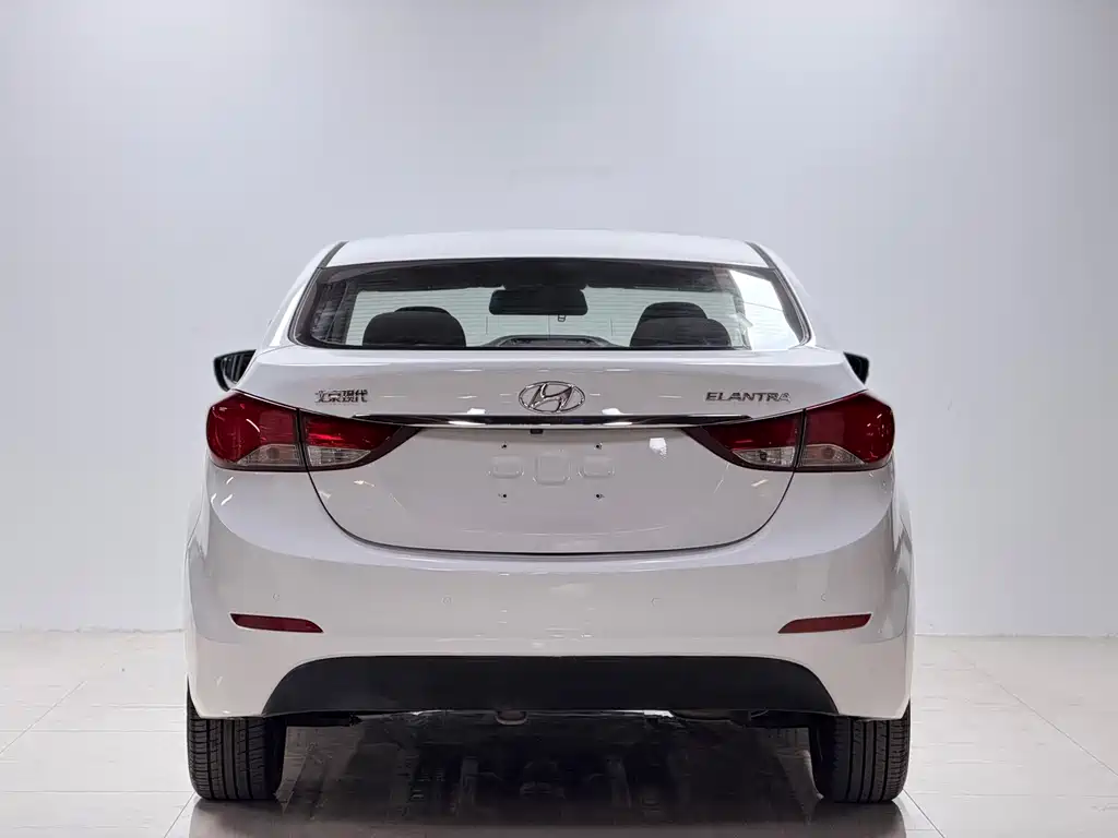 Hyundai Elantra Langdong — миниатюра 5
