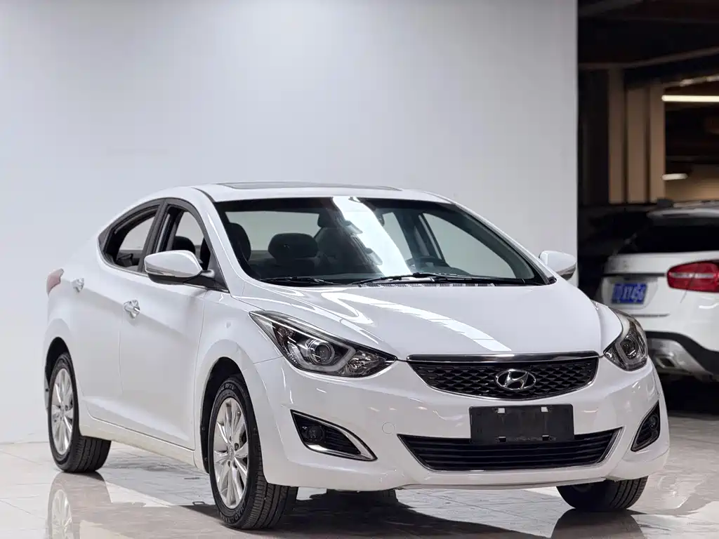 Hyundai Elantra Langdong — миниатюра 3