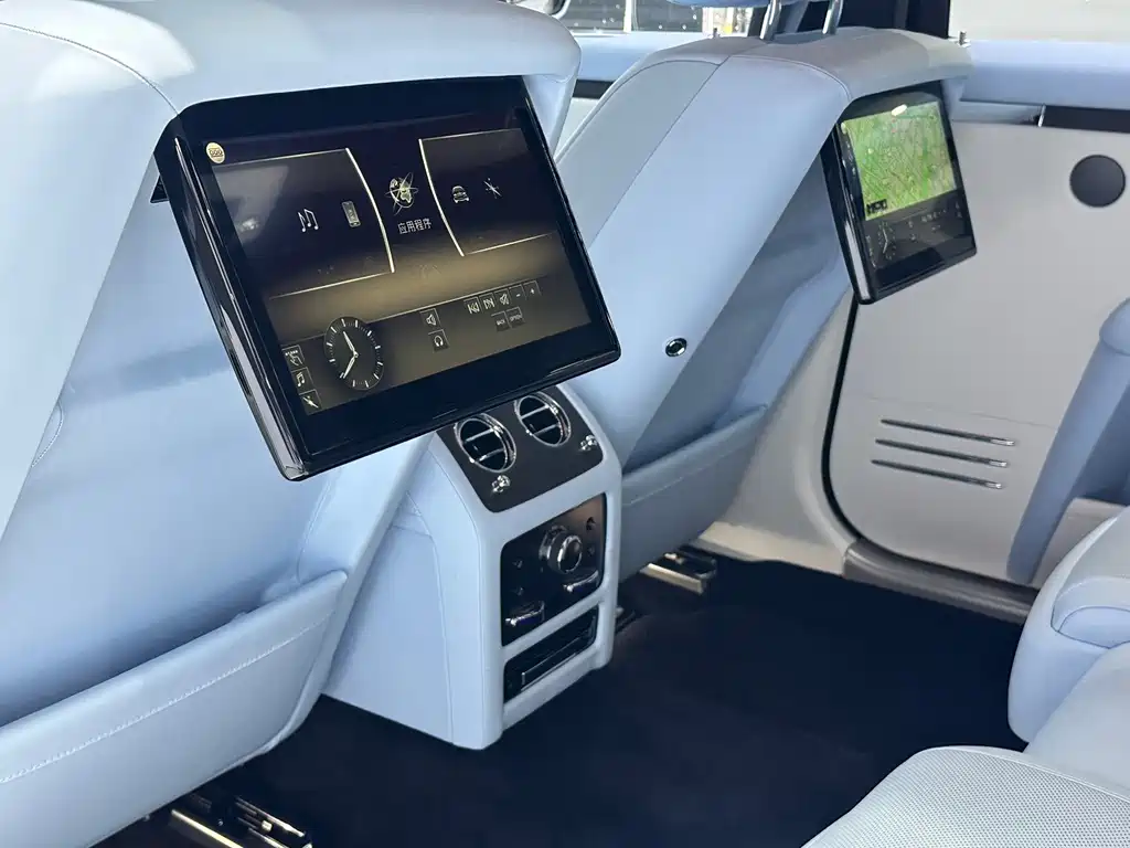 Rolls-Royce Ghost — миниатюра 20