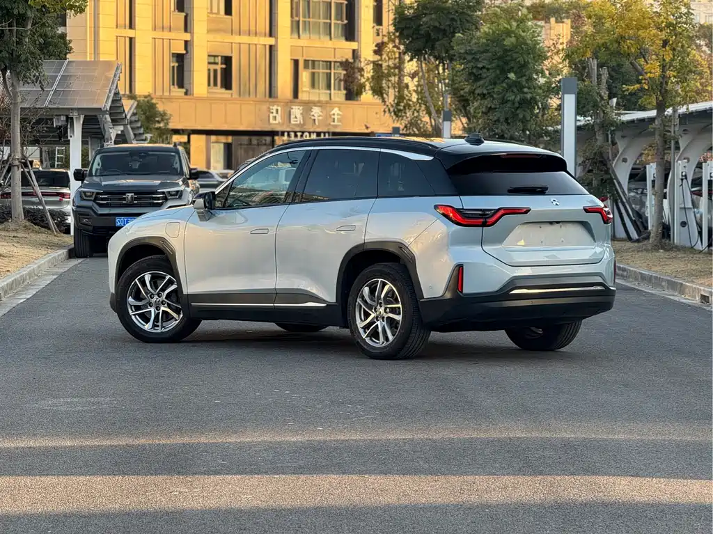 NIO NIO ES6